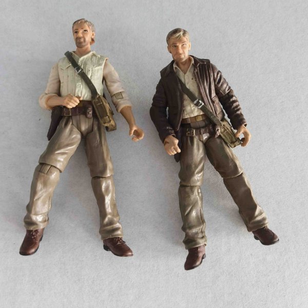 画像3: 1個10cm漫画アニメインディジョーンズアクションフィギュア模型人形子供PVC教育収集玩具 S254000934604346 (3)