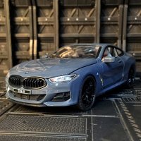 1:24 BMW M8アロイ車模型ダイキャスト 音と光シミュレーションギフト S20d2302579135