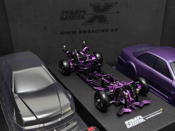 画像1: BMR-X EVO ARR バージョン 1:24 Rwd Rc ドリフトカー装備 New Top Electronics(BMRX-EVO-ARR) S22d6225953317 (1)