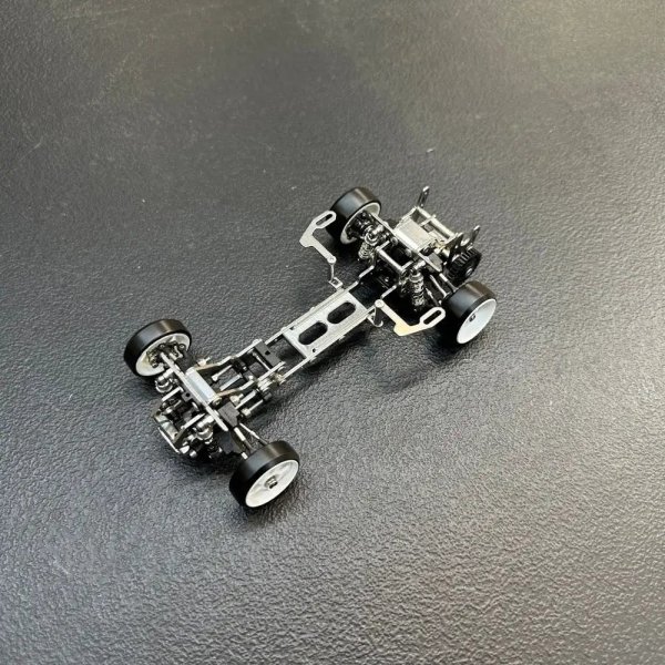 画像2: RTS V0 1/24 RWD ドリフトシャーシキット - 完全組み立て済み RHINO RACING RTS-2401-0 S25d7160216881 (2)