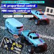 画像2: 1/64 RCオフロードカー 合金製クール照明 衝撃吸収 子供向けギフト S22d8248128490 (2)