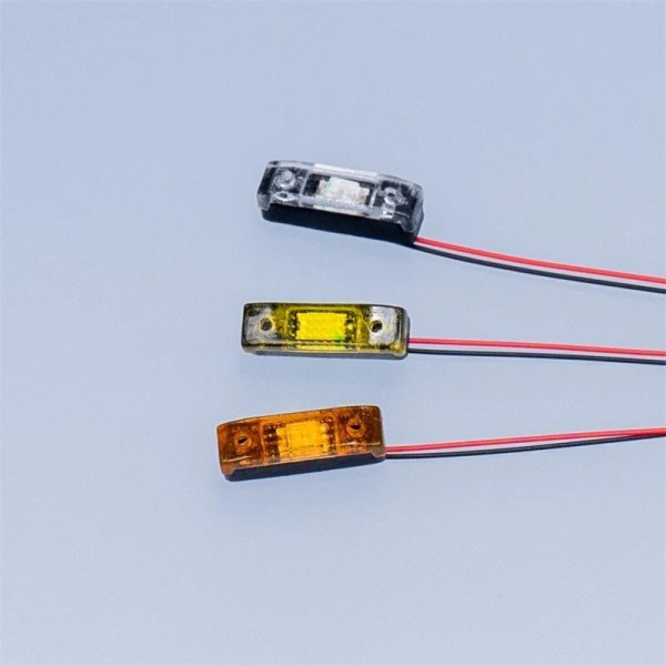 画像1: 幅表示灯 フロントフェイスグリルスポットライト アウトラインライト トロールトラック CBD-05 1/14 タミヤ RC リモコン玩具モデル用 S25d9079500715 (1)