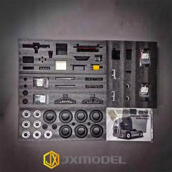 画像1: 1/14 RC 4X2 キットバージョン MAN F2000 トラクター トラック  メタルキャブ JXModel 1:14 スケール RC モデル トラック トレーラー ティッパー DIY グレー キットバージョン S22d9079965629 (1)