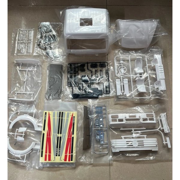 画像1: カーシェル：1/14 タミヤ RC トラック トレーラー ティッパー メルセデスベンツ アクトロス AROCS 3363/1850/1838/3853 ボディシェルパーツ用プラスチックコックピットカーシェル S25d9296075280 (1)