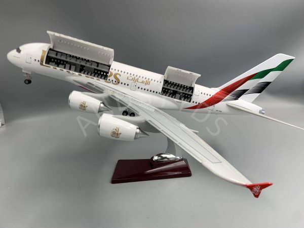 画像4: 新品 エアバス A380 UAE/エミレーツ モデルプレーン 18インチ 大型モデル飛行機キット LEDライト付き（タッチまたはサウンドコントロール） S20d9304265943 (4)