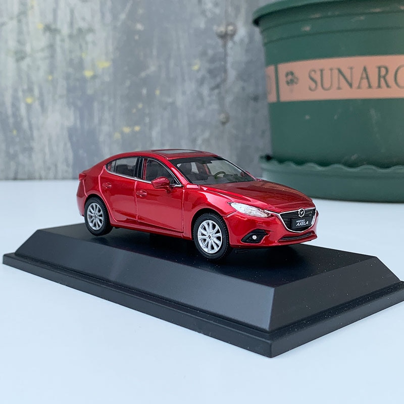 赤: 2022 新しい 1:43 マツダ Mazda3 アクセラ 合金 車模型 ダイ